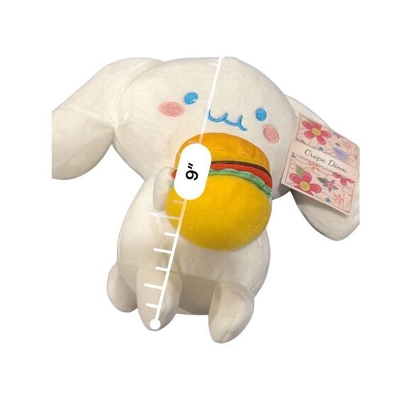 Sanrio Cinnamoroll eating burger plush - Picture 4 of 6